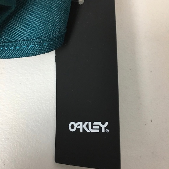 Oakley Fannie Pack Cross Body Bag Seafoam Green - Picture 7 of 8